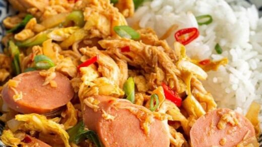 Resep dan Cara Membuat Nasi Gila (Crazy Rice)